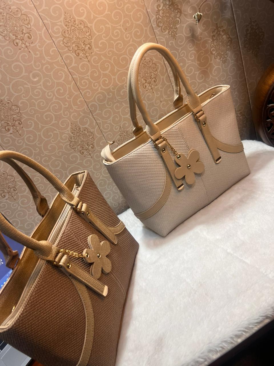 WOMEN TOTE BAG