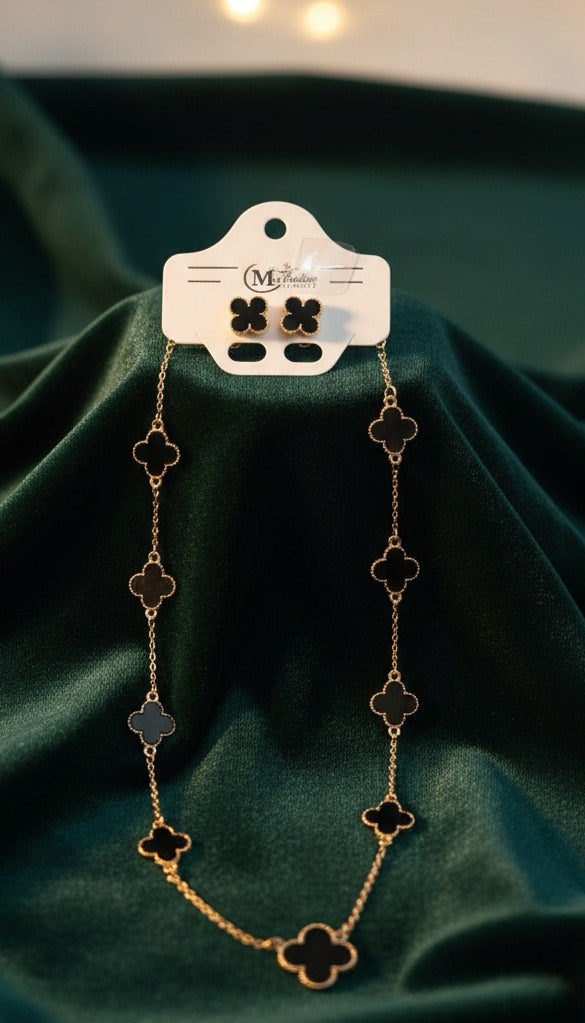 STAR NECKLACE + EARTOPS